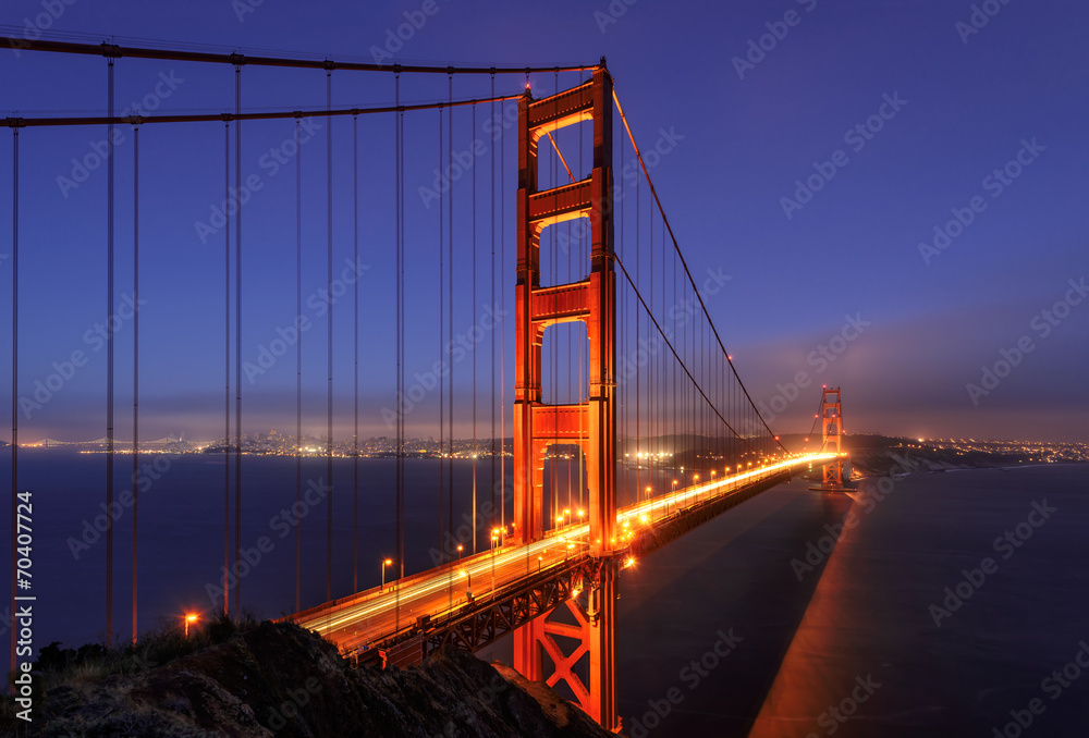 Obraz premium Golden Gate bridge night illumination, San Francisco, California, USA
