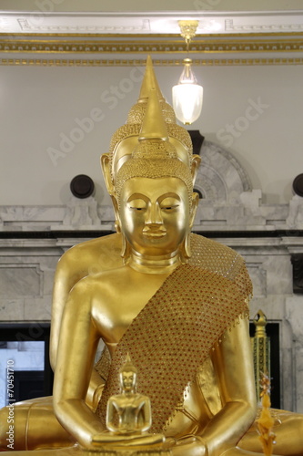 Canvastavla Buddha in temple