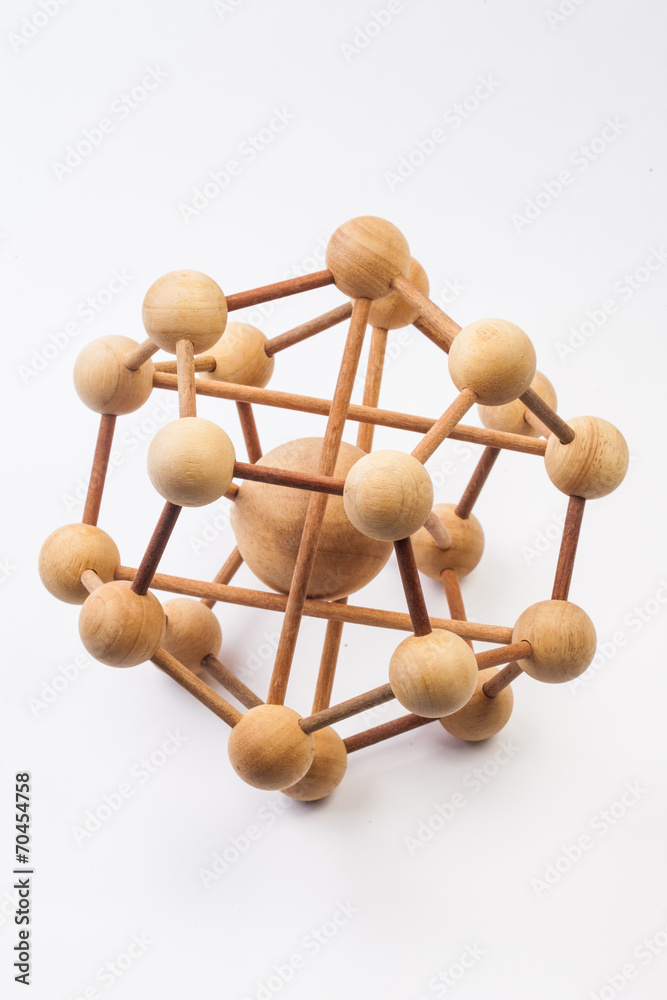 Obraz premium Wood molecular atom in white background