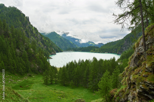 See Lago Alpe dei Cavalli in den Alpen
