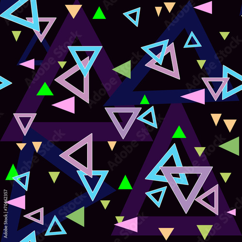 Abstract triangles seamless pattern background texture on black