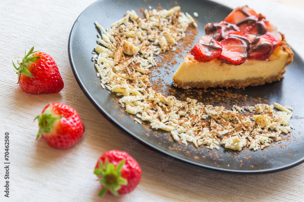New York Cheesecake with Chocolate and Strawberries