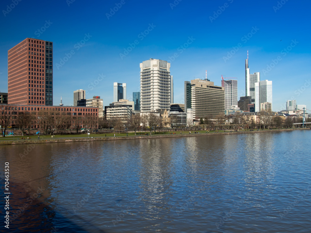 Obraz premium Skyline of business buildings at the river Main, Frankfurt, Germ