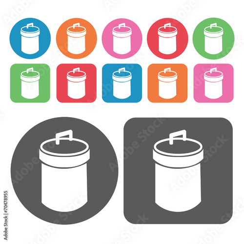 Trash can with lid icon. Trash can icons set. Round and rectangl