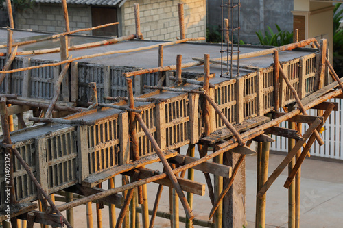 cement pouring structure at construction house