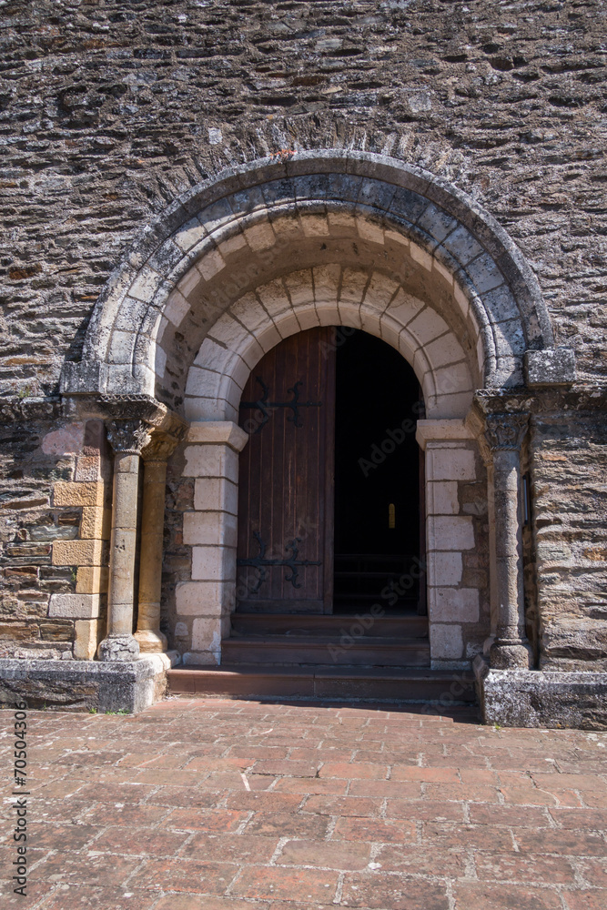 Porte entrée église