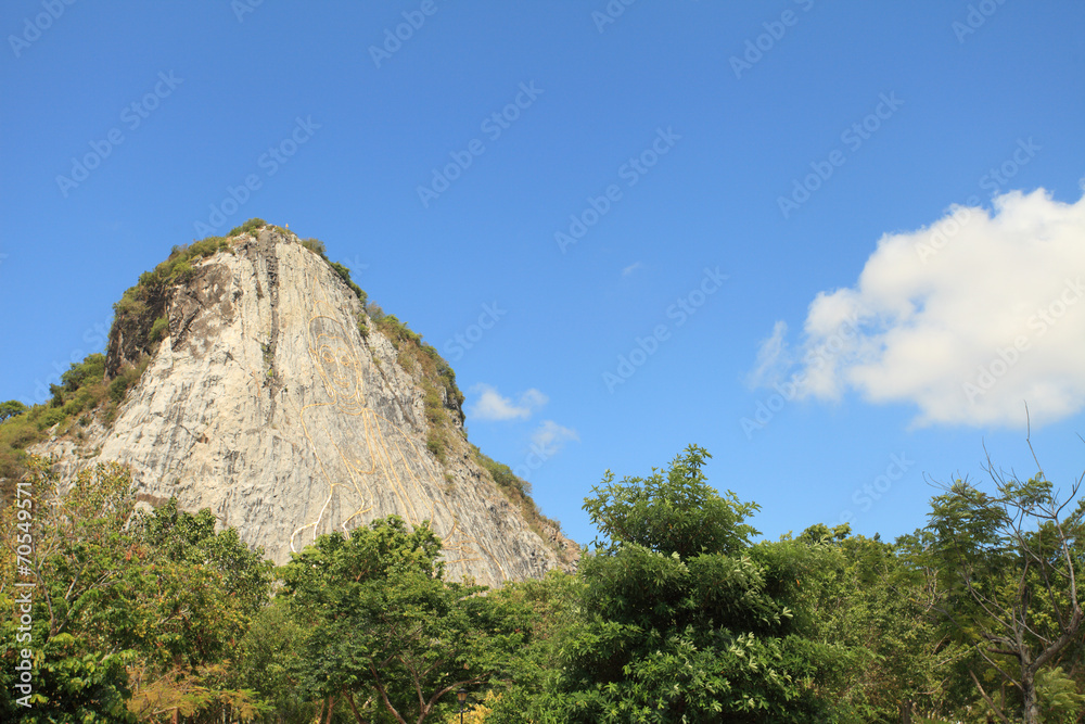 The laser cliff buddha image KHAO CHEECHAN BUDDHA IMAGE pattaya