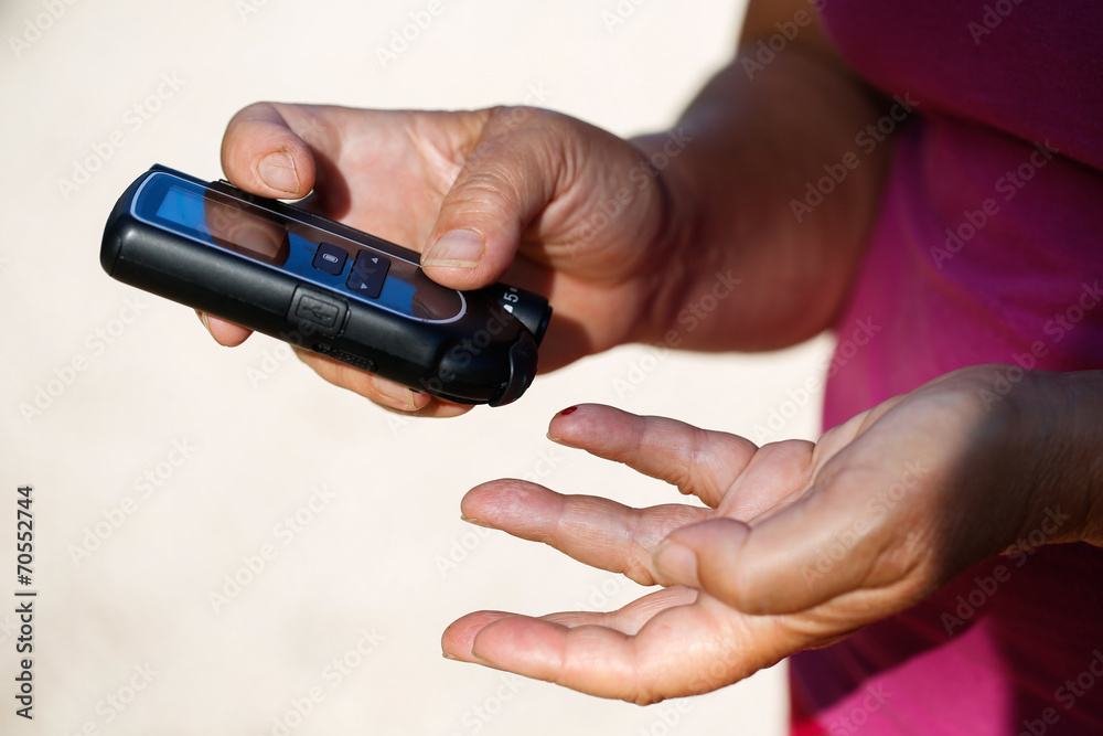 Measuring blood sugar