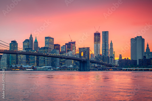 Brooklyn bridge and Manhattan at dusk © sborisov