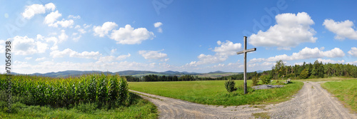 Thüringer Rhön mit Gipfelkreuz
