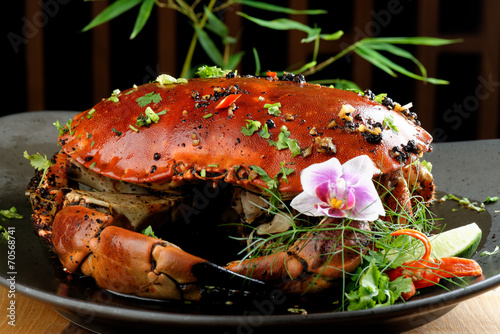 Pepper sauce crab (Singaporean recipe)