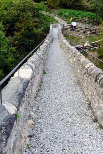Ponte acquedotto romano Pont d'Aël - A.D. 3 a.c. - Valle d'Aosta