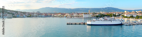 Split skyline