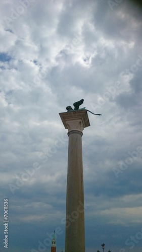 Markuslöwe Venedig bewölkter Himmel