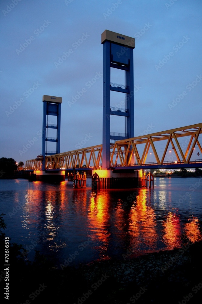 Naklejka premium Katwykbrücke