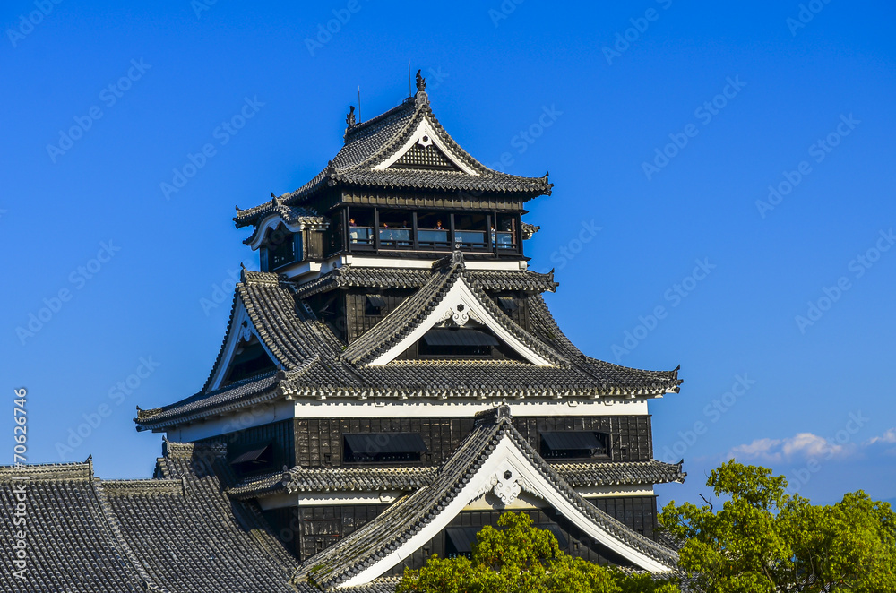 Kumamoto Castle is considered one of the three premier castles i Kumamoto Castle is considered one of the three premier castles i