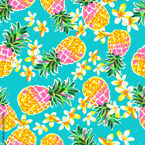Cute pineapples seamless print