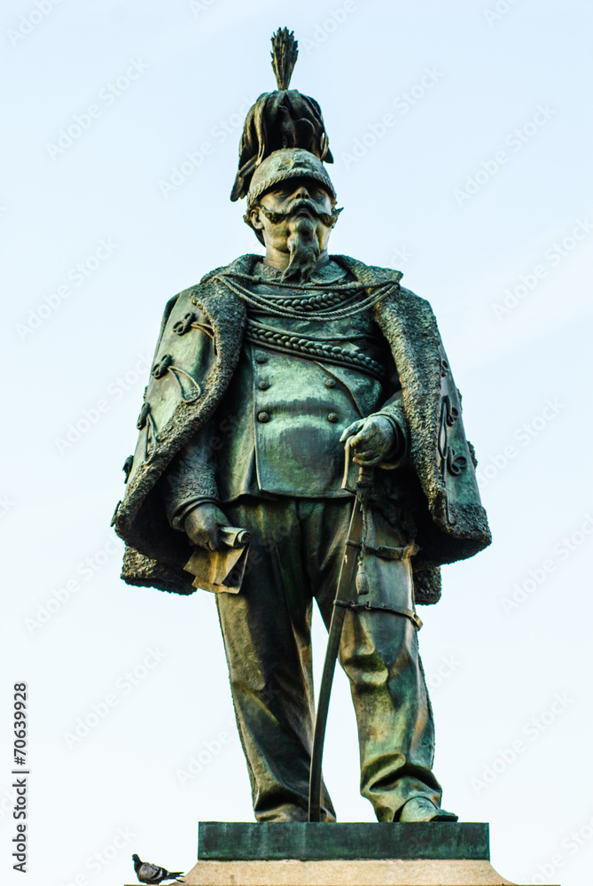 Statua Vittorio Emanuele II, Monumento di bronzo, statua, Pisa Statua Vittorio Emanuele II, Monumento di bronzo, statua, Pisa