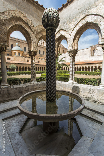 Chiostro del Duomo di Monreale - Palermo, Sicilia photo