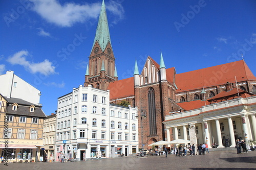 Schweriner Marktplatz mit Dom