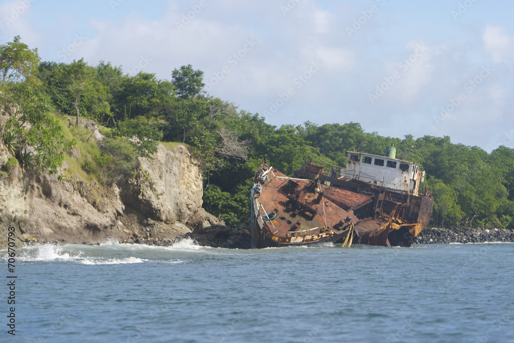 Wreck Pegus Point Carriacou Grenada Grenadines Carribean 02