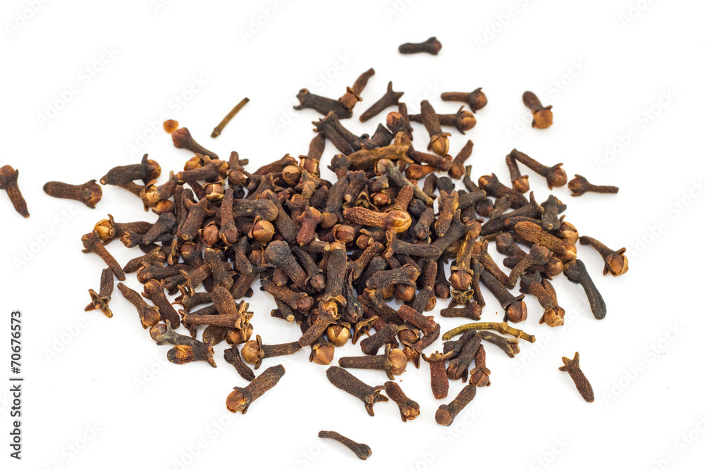 cloves against white background cloves against white background