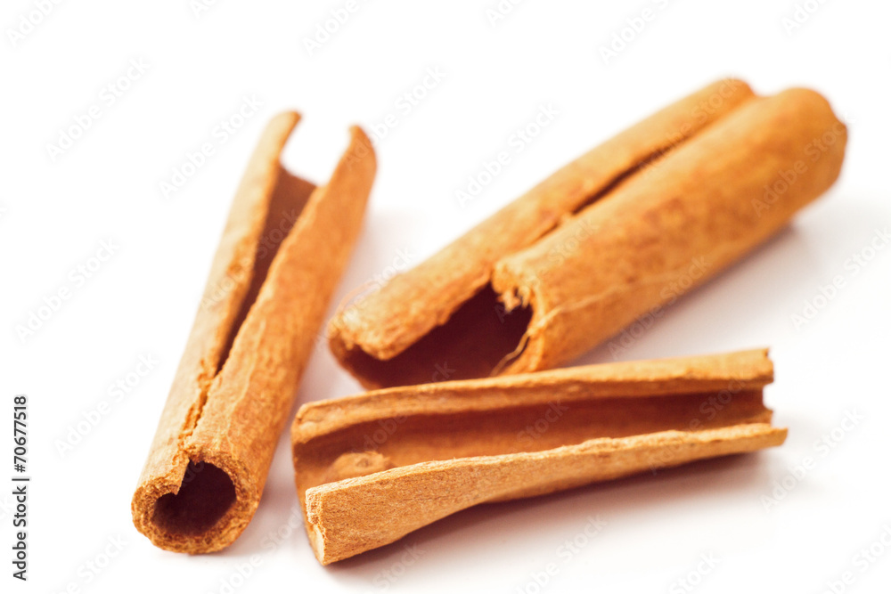 Cinnamon . Cinnamon .