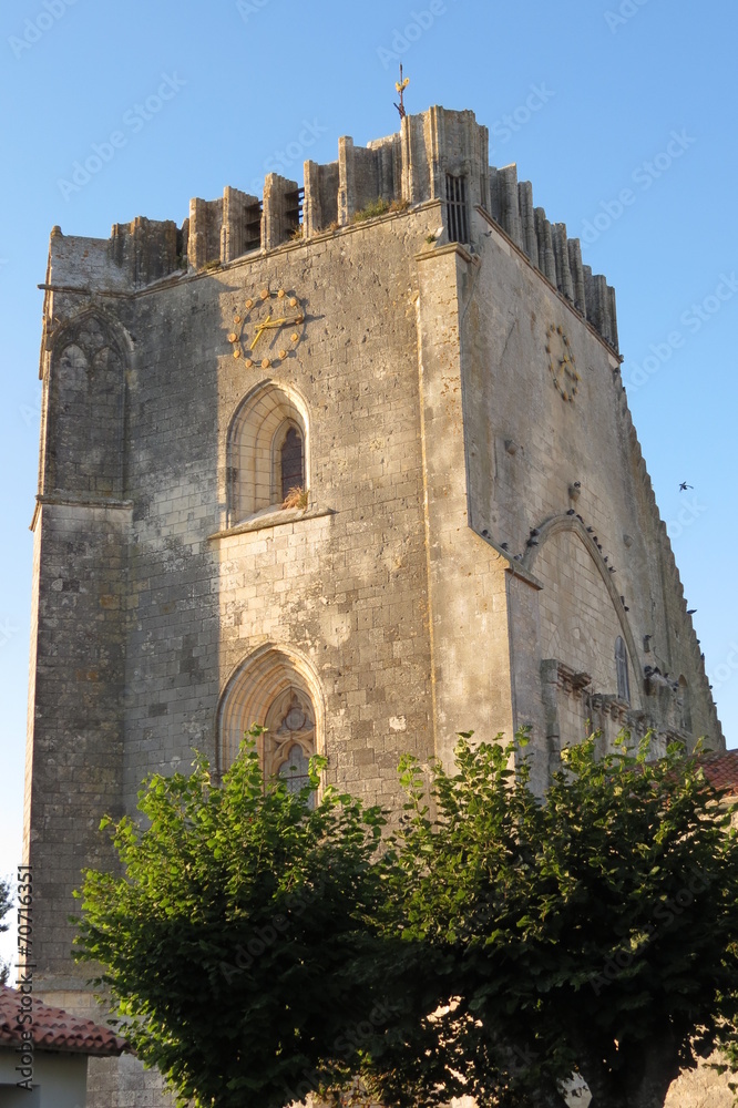 Charente-Maritime - Marsilly - Clocher de l'Eglise - façade Sud