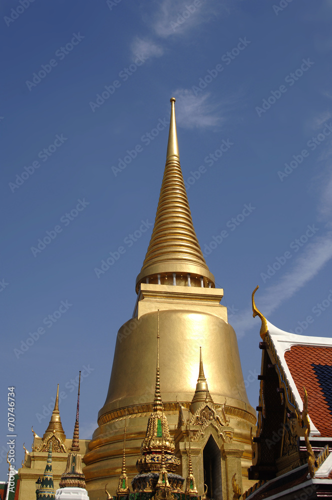 Fototapeta premium Goldener Tempel