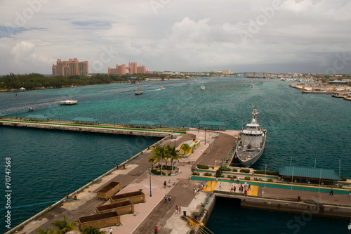 Yachthafen und Kreuzfahrthafen in Nassau auf den Bahamas