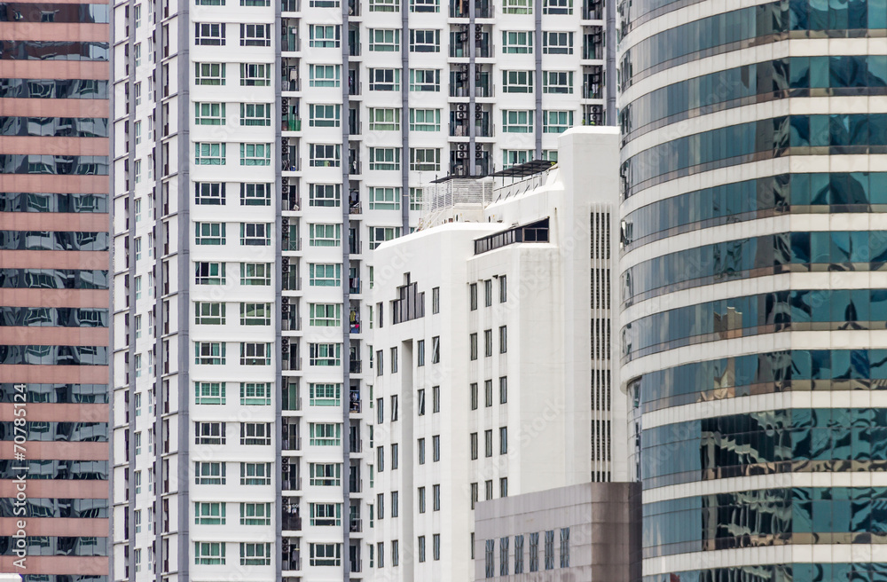 Obraz premium Modern condominium building