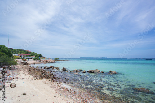 seascape of beach Koh Lan Pattaya, Thailand in summer
