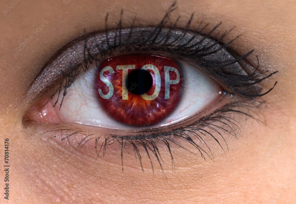 Obraz premium woman eye with world in it