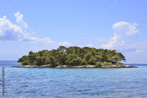 Beautiful island in the Aegean Sea. © Julia Mashkova