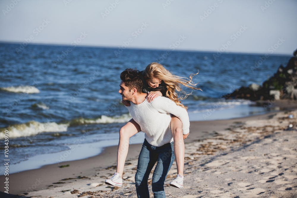 picture of happy couple on the beach.