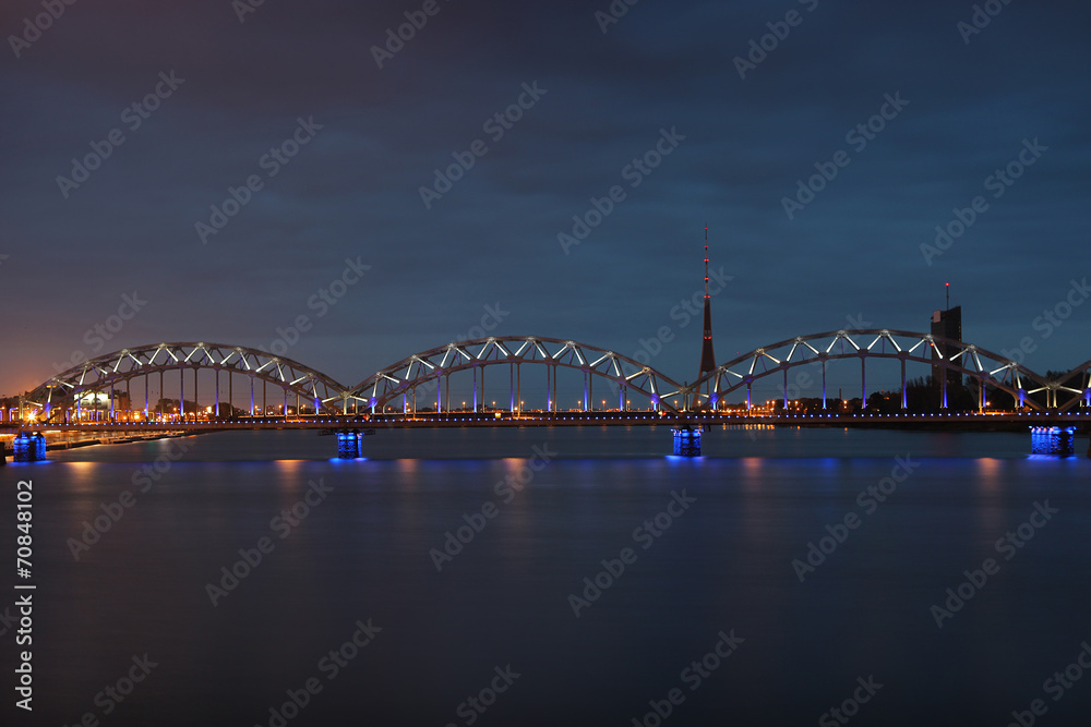 Obraz premium blue bridge