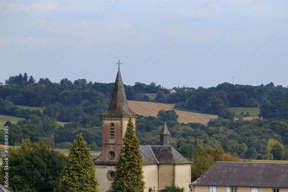 Eglise de Saint-Bonnet-l'Efantier (Corrèze)