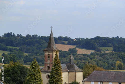 Eglise de Saint-Bonnet-l Efantier  Corr  ze 
