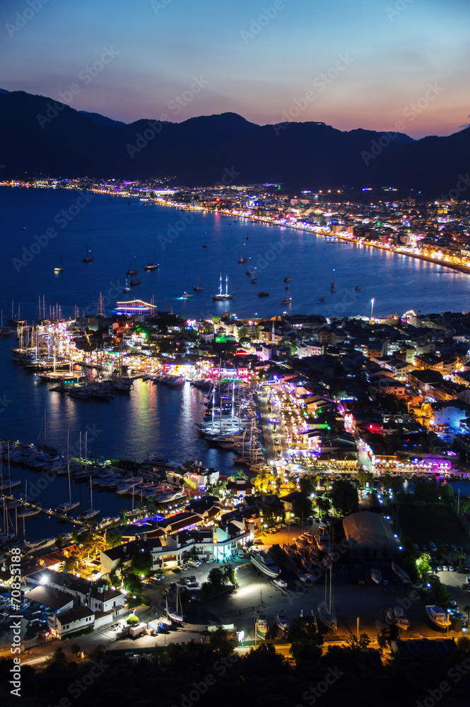 Obraz premium View of Marmaris harbor on Turkish Riviera by night