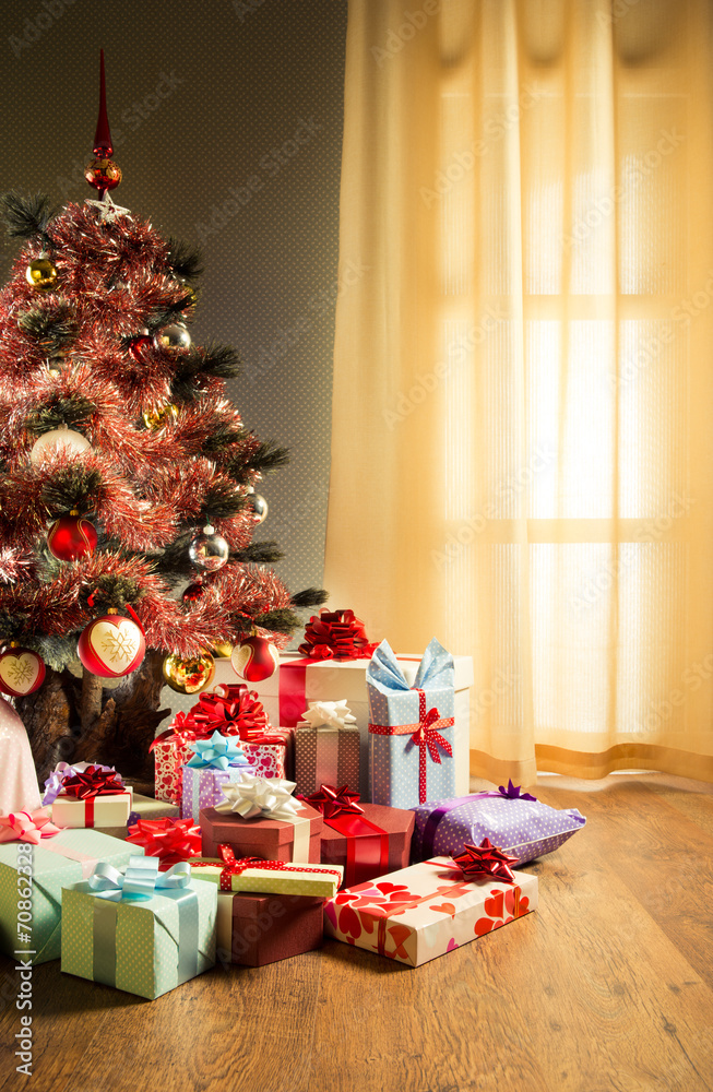 Obraz premium Christmas gifts for all family