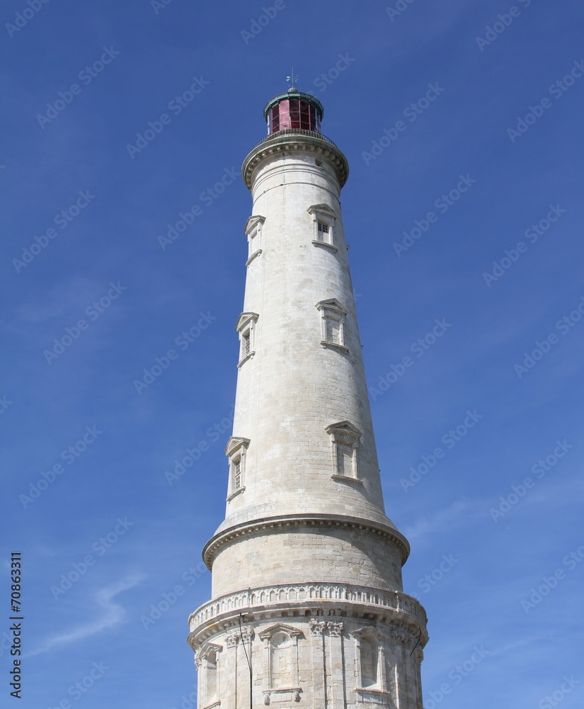 phare de cordouan dans l'estuaire de la gironde
