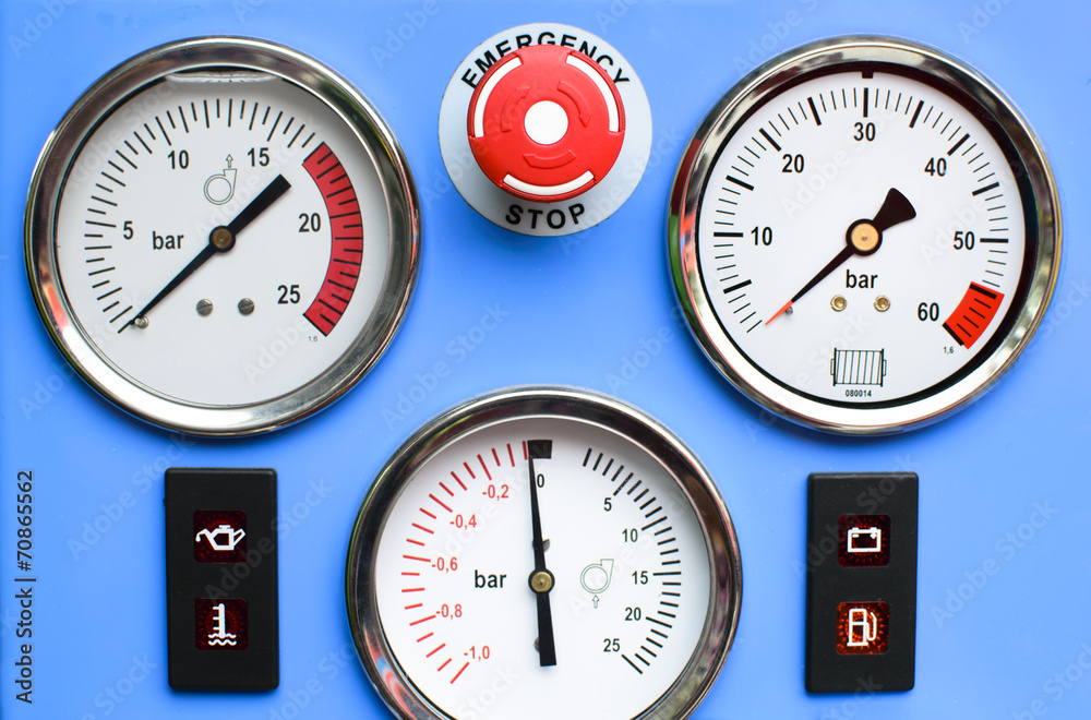 Naklejka premium Pressure Gauges with button emergency