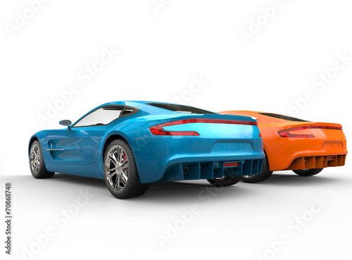 Blue and orange metallic cars © technicolors