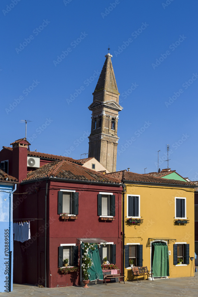 Obraz premium Colorful Traditional Buildings in Burano, Venice