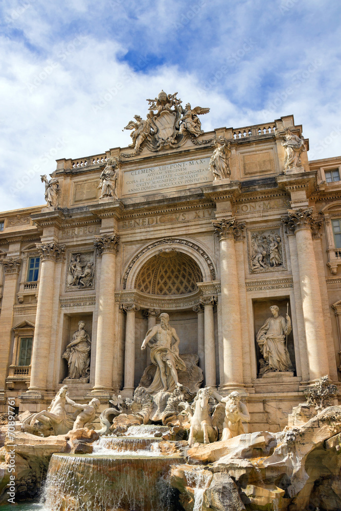 Fountain di Trevi in Rome, Italy