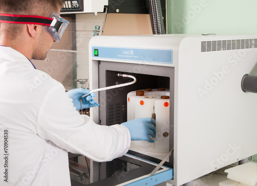 Wallpaper Mural chemistry laboratory Torontodigital.ca