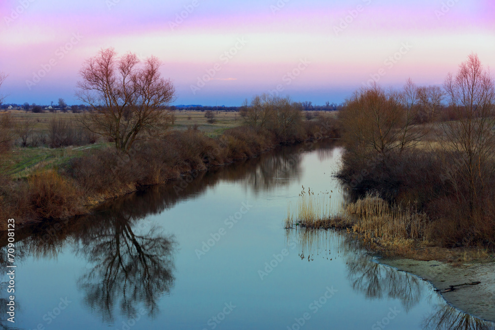 Obraz premium evening on river