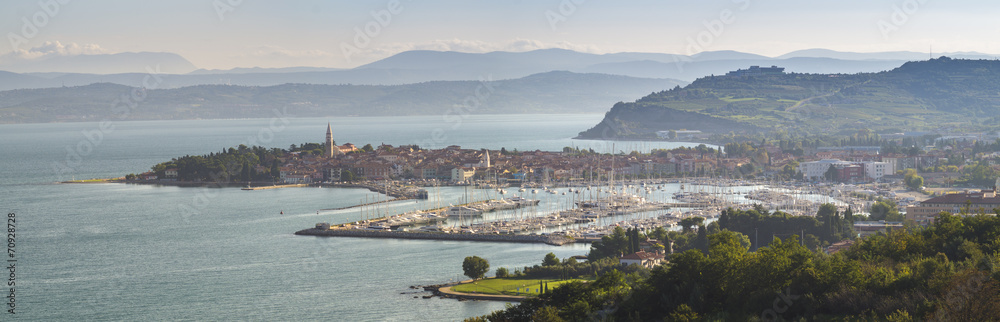 Panorama miejscowości nad Adriatykiem.Isola.Słowenia - obrazy, fototapety, plakaty 