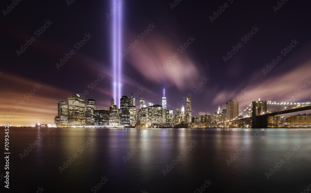 Fototapeta premium 9-11 Tribute lights, Manhattan New York