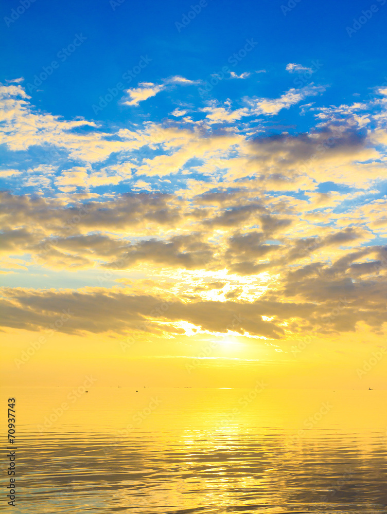 Fototapeta premium Horizon Wallpaper Dusk